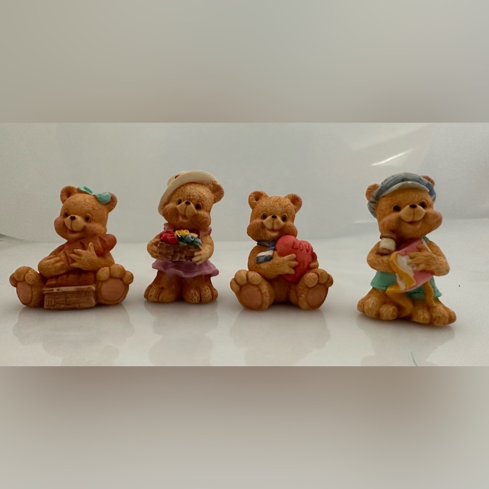 Vintage teddy bear figurines. Set of 4.